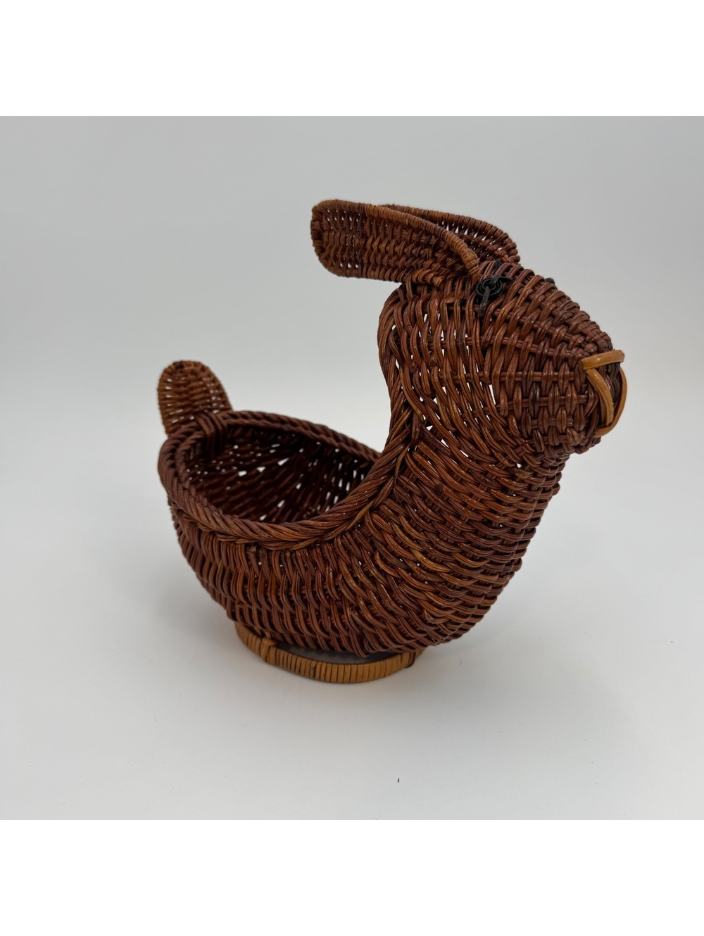 Woven Wicker Rabbit Basket Woodland Cottage Fall Décor